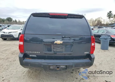 2008 Chevrolet Suburban K1500 Ls из США, поврежденный, VIN 1GNFK163X8R218005